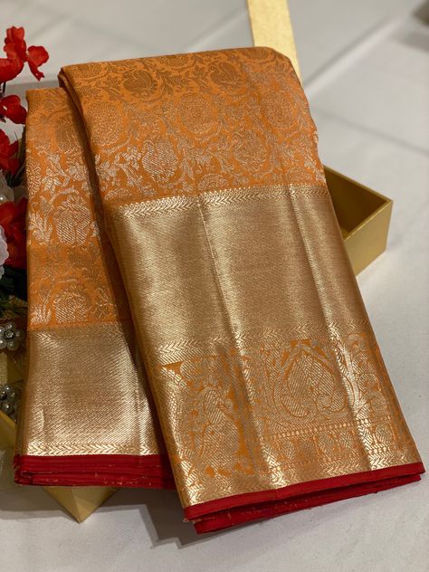 Kanchi Saree, Kanjeevaram Silk Saree, Rust Colour, Concrete Stairs, Kia Motors, Wedding Sarees, 18k Gold Jewelry, Rust Orange, Rust Color