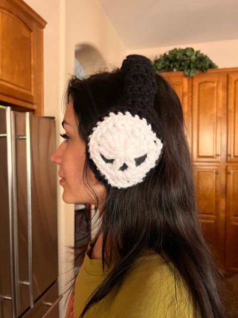 Crochet Head Phone Covers, Headphone Crochet Cover, Headphone Crochet, Crochet Headphone Cover, Headphones Cover, Skull Headphones, Headphone Cover, Black Coats, Head Phone