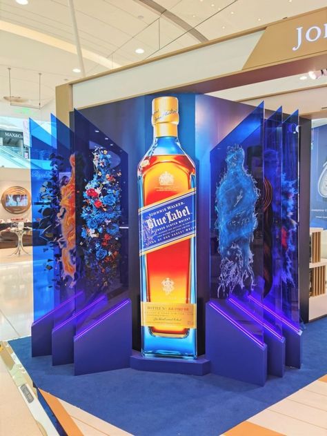 Diageo and CDFG launch Johnnie Walker pop-up in Haitang Bay Event Booth Design, Johnny Walker Blue Label, Event Photo Booth, Johnnie Walker Blue, Corporate Event Design, Swag Ideas, Booth Decor, Event Booth, Brand Pop