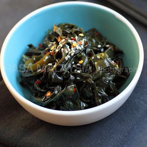 Korean Recipes - Rasa Malaysia Dry Seaweed Recipes, Seaweed Salad Recipe Easy, Seaweed Salad Recipe, Dried Seaweed, Salad Easy, Rasa Malaysia, Easy Asian Recipes, Easy Asian, Korean Dishes