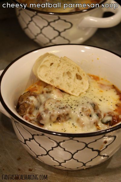 Parmesan Soup Recipe, Meatball Parmesan, Roasted Vegetable Soup, Soup Beef, Meatball Soup Recipes, Meatball Pizza, Cheesy Meatballs, Pizza Soup, Parmesan Soup