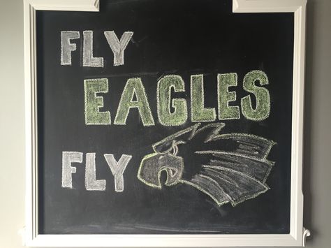 Football season !! Eagles Chalkboard Art, Football Chalkboard, Fly Eagles Fly, Eagles Football, Chalkboard Wall, Chalkboard Art, Football Season, Chalkboard Quotes, Eagles