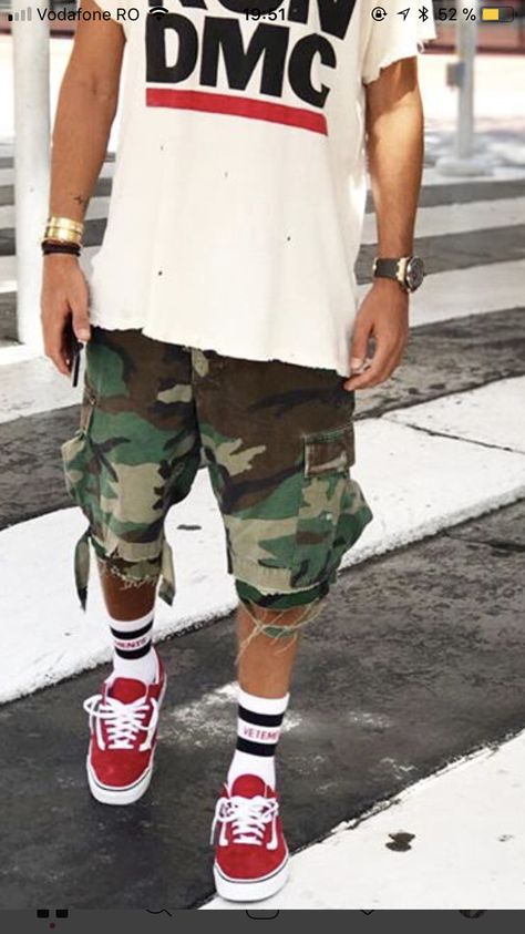 Camouflage Shorts Men Outfit, Summer Urban Outfits Men, Summer Streetwear Men Urban Fashion, Summer Swag Outfits Men, Camo Shorts Men Outfit, Urban Style Boy, Mens Summer Outfits Street Styles, Camo Shorts Outfit, Camo Pants Outfit Men