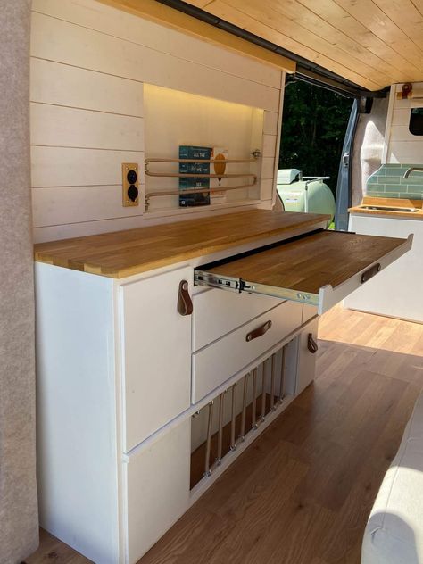 T6 Camper Conversion, Vw T6 Interior Ideas, Ford Transit Custom Camper Conversion, Vivaro Camper Conversion, Transit Custom Camper, Ford Transit Custom Camper, Petit Camping Car, Ford Transit Connect Camper, Camper Van Kitchen