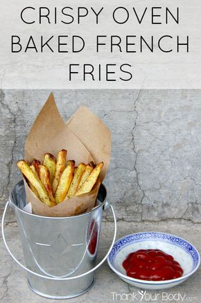 Have your fries, and eat them too! Healthy, crisp-baked french fries. So good! Healthy Crisp, Healthy French Fries, Baba Ganush, Oven Baked French Fries, Baked French Fries, Oven Baked Fries, Healthier Alternatives, Coconut Oil Recipes, Cabbage Casserole