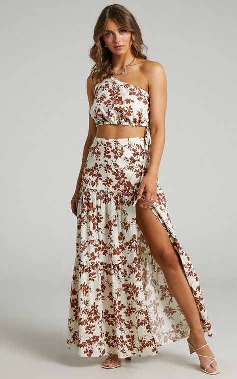 Beach Vacation Attire - Floral 2 Piece Maxi Set Two Piece Skirt Set Formal, Two Piece Outfits Skirt, Crop Top And Midi Skirt, Skirt Set Outfit, Two Pieces Set Outfits, Midi Skirt Set, One Shoulder Crop Top, Floral Outfit, Shoulder Crop Top