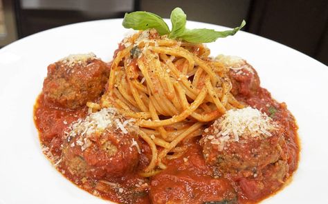 Chef Jean Pierre, Spaghetti And Meatballs Recipe, Aglio E Olio Recipe, Italian Tomato Sauce, Creamy Mushroom Pasta, Italian Pasta Dishes, Ground Italian Sausage, Meatballs Recipe, Easy Comfort Food