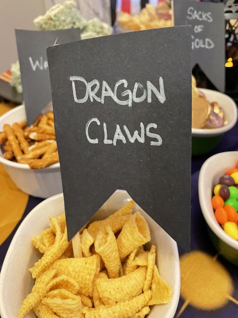 Fantasy Party Food Ideas, Medieval Themed Party Food, Fairy Tale Themed Food, Runescape Party Ideas, Mythical Party Ideas, Medieval Themed Snacks, Dnd Snacks And Drinks, Dragon Dessert Ideas, Tavern Party Decorations