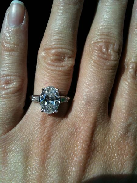 Most Beautiful Engagement Rings, Shiny Rings, Cheap Engagement Rings, 3 Carat Diamond, Modern Marble, Future Engagement Rings, Oval Cut Engagement Ring, Oval Engagement, Dream Engagement