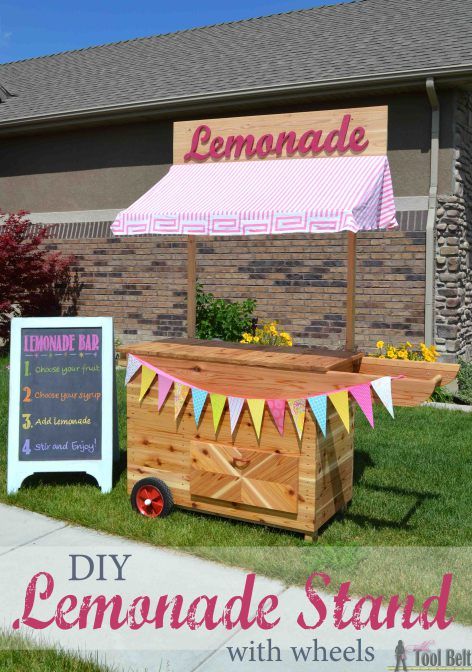 Build the cutest Lemonade Stand on the block and it's even on wheels!  This lemonade cart would be so cute for an outdoor wedding or party, free plans. Lemonade Cart, Lemonade Business, Kids Lemonade Stands, Yard Bar, Snow Cone Stand, Diy Lemonade Stand, Kids Lemonade, Diy Lemonade, Lemonade Stands