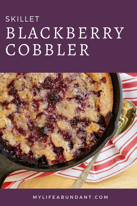 Homemade Drop Biscuits, Easy Blackberry Cobbler, Recipes Deserts, Mixed Berry Cobbler, Fruit Dips, Blackberry Cobbler Recipe, Blackberry Recipes, Berry Cobbler, Blackberry Cobbler