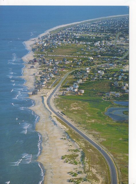 Mirlo Beach Rodanthe NC - We stayed near the Pier.  This was before Hurricane Irene changed the beach . . .:( Rodanthe North Carolina, Hatteras Island Nc, Race Point Beach, Rockaway Beach New York, Sunset Beach Nc, Navarre Beach, Railay Beach, Outer Banks North Carolina, North Carolina Beaches