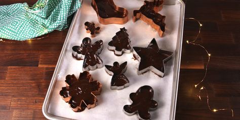 So much easier than sugar cookies. Best Fudgy Brownies, Chocolate Bark Recipes, Homemade Brownie Recipe, Bake Brownies, Bark Recipes, Christmas Food Treats, Brownies Recipe Homemade, Delectable Desserts, Bark Recipe