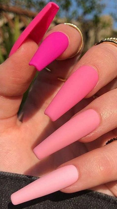 Matte Coffin Nail Ideas, Pink Acrylic Nails Matte, Pink Matte Nails Design, Summer Nails Long Coffin, Fucsia Nails Design, Matte Summer Nails, Nails Acrylic Coffin Summer, Pink Nails Matte, Matte Nails Coffin