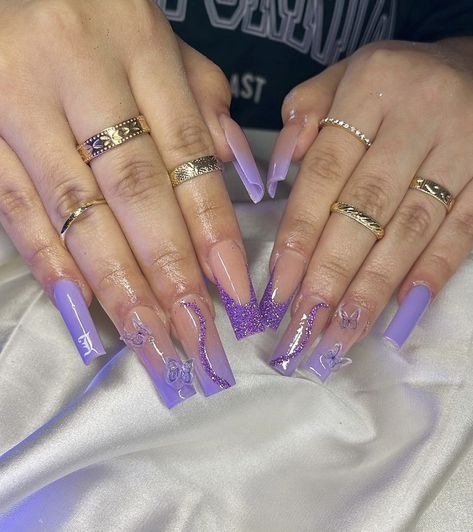 Gel X Nail Designs Purple, Lilac Quince Nails Butterfly, Purple Glam Nails, Lavender Quince Nails, Purple Nail Inspo Acrylic, Light Purple Acrylic Nails, Purple Birthday Nails, Lavender Birthday Nails, Lavender Acrylic Nails