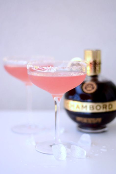 Chambord Margarita – The Spice Adventuress Chambord Margarita, Chambord Cocktails, Recipes For Easter, Alcholic Drinks, Tequila Drinks, Silver Tequila, Christmas Cocktail, Sugar Syrup, Fancy Drinks