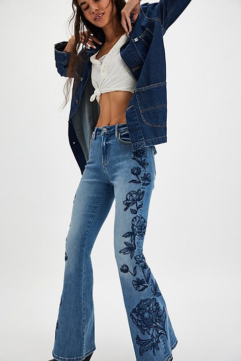 Find DRIFTWOOD Farrah Embroide Flare Jeans on Editorialist. So special in a vintage-inspired design, these classic denim jeans from Driftwood are featured in a high-rise, flare silhouette with exaggerated floral embroidery at sides for added dimension. * Zip-fly and button closure * Five pocket design * Soft, stretch denim Driftwood Farrah Embroidered Flare Jeans in Marrakesh, Size: 27 Flare Jeans With Designs, Timeless Jeans, All Jeans, Floral Denim, Embroidered Jeans, Vintage Inspired Design, Designer Jeans, Bottom Clothes, Quince