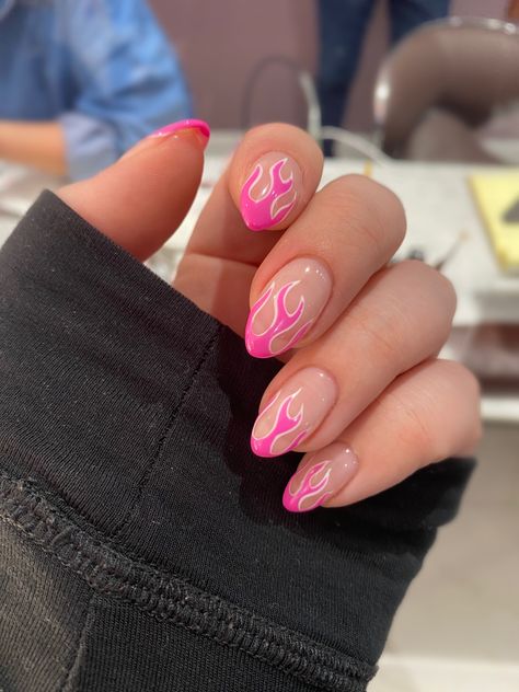 Nail Designs Fire Flames, Fire Nails Pink, Hot Pink Fire Nails, Neon Pink Flame Nails, Fire Nails Almond, Pink Flame Nails Short, Pastel Flame Nails, Pink Festival Nails, Pink Flames Nails