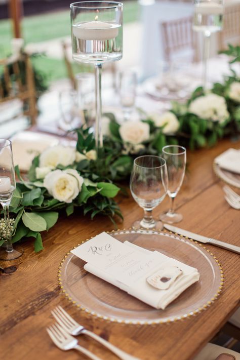 *Love this garland Ivory and Green Wedding Centerpiece | photography by http://rachelredphotography.com/ Wedding Tables Decor, Green And Ivory Wedding, Jillian Murray, Rustic Wedding Decorations, Deco Champetre, Kestrel, Wedding Tables, Table Set Up, Natural Glam