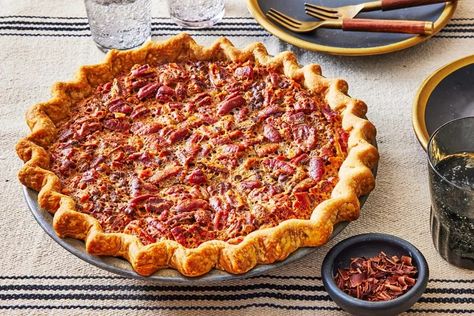 Kentucky Bourbon Pie Is The Most Searched Kentucky Derby Recipe In The South Kentucky Bourbon Pie, Derby Pie Recipe, Bourbon Pie, Kentucky Derby Recipes, Derby Recipe, Kentucky Derby Pie, Pecan Pie Crust, Derby Pie, Breakfast Party Foods