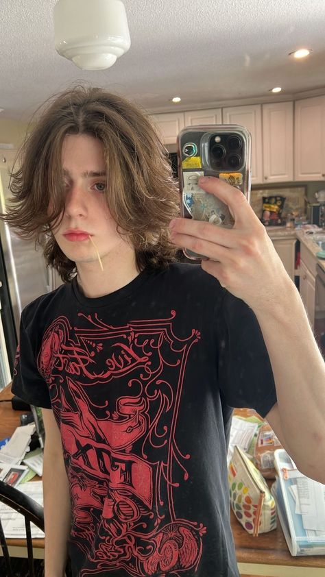 @mariyacerg on instagramv Long Mullet Straight Hair Man, Haircuts For Growing Out Hair Men, Hairstyles Long Hair, Long Hair Cut Short, Men's Long Hairstyles, Cute White Guys, Boys Long Hairstyles, Emo Hair, Hairstyles Long