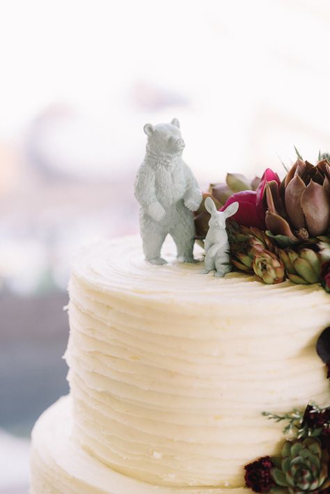 bear and rabbit wedding cake topper Boho Backyard Wedding, Backyard Boho, Bear And Rabbit, Rabbit Wedding, Boho Backyard, Bear Wedding, Take Heart, Boho Chic Wedding, Wedding Cake Topper