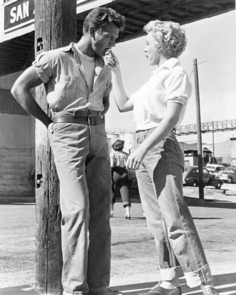 Marilyn Monroe and Blue Jeans in “Clash by Night” | Fritz Lang, Marilyn Monroe Photos, Brendon Urie, Norma Jean, Marlon Brando, Disney Tangled, Norma Jeane, Steve Mcqueen, Elizabeth Olsen