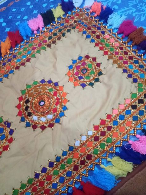 Balochi Doch, Sindhi Embroidery, Designer Dupatta, Jamun Recipe, Balochi Dress, Navratri Dress, Dress Designing, Applique Quilt Patterns, Afghan Clothes