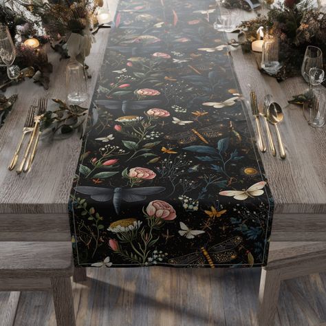 Witchy Table, Goblincore Fairycore, Witchy Home, Wildflower Design, Witchy Home Decor, Dark Cottagecore, Cottagecore Decor, Eclectic Home, Linen Table Runner