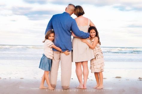 Wedding Photographer Daytona Beach Family Portraits Modeling ... Beach Family Portraits, Beach Photography Family, Family Beach Portraits, Family Beach Pictures, Family Photo Pose, Beach Family Photos, Beach Family, Photography Beach, Beach Portraits