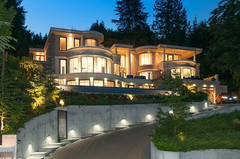 Vancouver Homes, Dreamscape Architecture, Dorm Design, West Vancouver, Dream Family, Luxury House Designs, House Elevation, Dream House Exterior, Dream House Plans