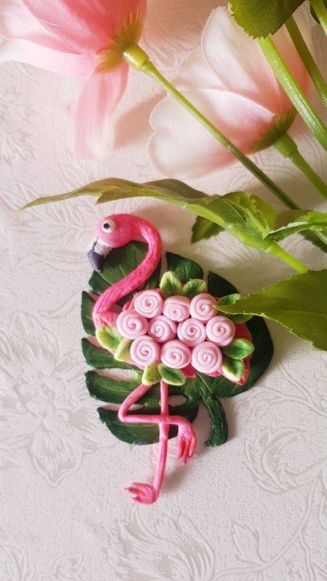 Mouldit Clay Fridge Magnet, Flamingo Clay Art, Flamingo Polymer Clay Earrings, Air Dry Clay Fridge Magnets Diy, Fridge Magnets Diy Homemade, Air Dry Clay Wall Art, Polymer Clay Fridge Magnets, Air Dry Clay Keychain, Clay Flamingo