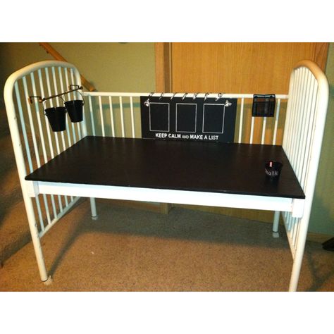 Repurposed crib into desk Upcycle Crib, Crib Repurpose, Repurposed Crib, Old Baby Cribs, Crib Desk, Old Cribs, Table For Kids, Diy Crib, Side Work