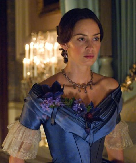 Emily Blunt as Queen Victoria in The Young Victoria - 2009 Victoria Movie, The Young Victoria, Period Dress, Fantasy Dresses, Period Outfit, Prince Albert, Historical Costume, Historical Dresses, Queen Victoria