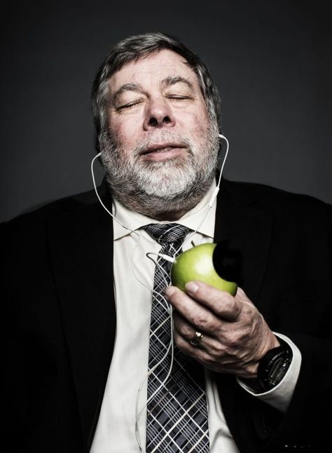 Bruh Man, Banknotes Money, Steve Wozniak, Great Thinkers, Montessori Education, Unique Image, Steve Jobs, Famous Faces, Stevia