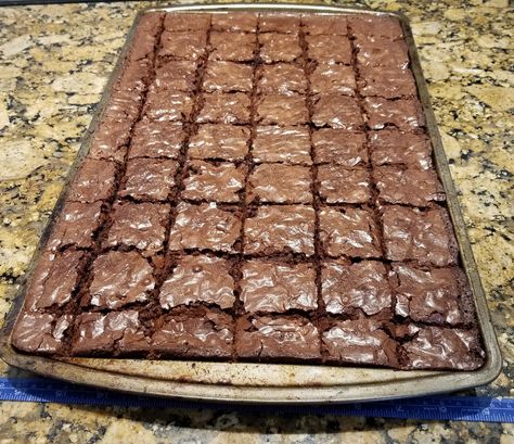 Jelly Roll Pan Brownies, Sheet Brownies Easy, Sheet Pan Brownies Cake Mixes, Brownies Sheetpan, Cookie Sheet Brownies, Large Batch Brownies Sheet Pan, Sheet Pan Brownies For A Crowd, Jelly Roll Pan Desserts, Sheet Pan Desserts For A Crowd