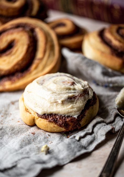 Best Ever Cinnamon Rolls, Breakfast Rolls Recipe, Cinnamon Bun Recipe, Smelling Good, Breakfast Rolls, Sweet Dough, Summer Dessert Recipes, Sweet Roll, Dessert Bread