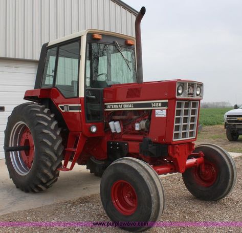 1980 International 1486 tractor in Newkirk, OK | Item F8672 sold | Purple Wave Antique Tractors For Sale, Tractors Pictures, John Deere Garden Tractors, Tractor Farming, International Harvester Tractors, Case Ih Tractors, Tractor Pictures, Big Machines, International Tractors