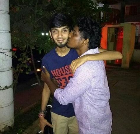 So luckyyyyy  Meeting Ani is a dream to me and it will always be dream. I kiss him on the screen but will never be able to kiss him on his cheeks.I WISH I COULD.♡♡♡♡♡♡♡♡♡ Cheek Kiss, Anirudh Ravichander, Love U Forever, Kissing Him, Loving U, Kiss Me, Always Be, A Dream, Kiss