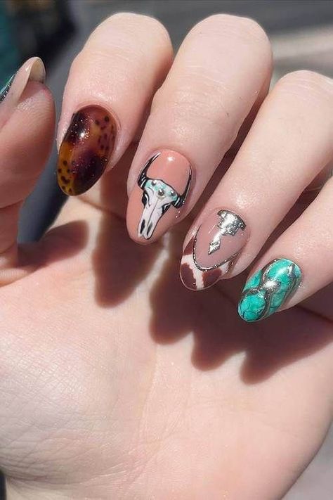 Western Nail Art Turquoise, Country Girl Nails, Western Nail Art, Rodeo Nails, Cowboy Nails, Western Nails, Turquoise Nails, Acrylic Nail Shapes, Retro Nails