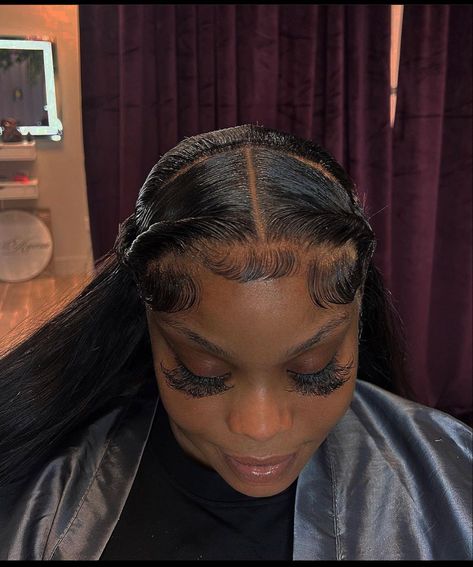 Frontal Wig Ideas, Wigs Styles, Lace Wigs Styles, Dubai Outfits, Weave Ponytail, Frontal Wig Hairstyles, Wig Ideas, Mcqueen Sneakers, Different Hair Colors