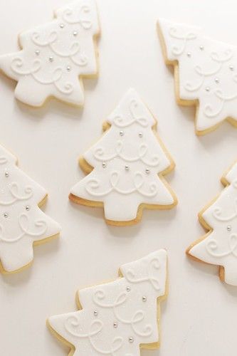 White Christmas Tree Cookies, Sparkle Cupcakes, Cherry Pie Cookies, Christmas Sugar Cookies Decorated, Soft Sugar, Tree Cookies, Christmas Tree Cookies, Cookies Christmas, Xmas Cookies