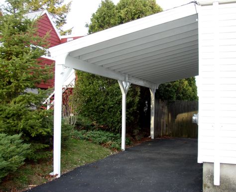 http://www.mobilehomerepairtips.com/mobilehomecarports.php has some information on to choose a carport for your home. Lean To Carport, Carport Addition, Building A Carport, Diy Carport, Curved Pergola, Shed Landscaping, Carport Patio, Carport Plans, Carport Sheds