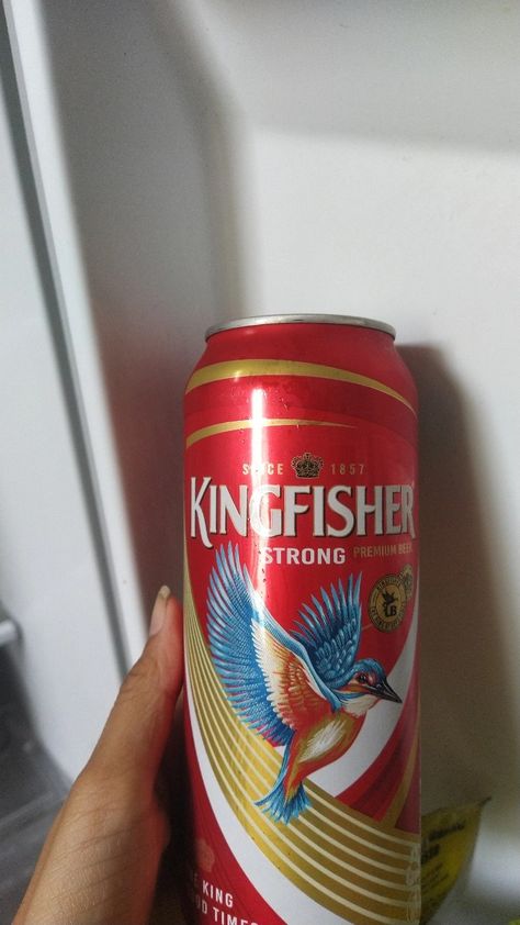 Kingfisher Beer Snapchat Story, Kingfisher Beer Snap, Beer Snap, Kingfisher Beer, Couple Cuddle In Bed, King Fisher, Beer Photos, Premium Beer, Clever Captions