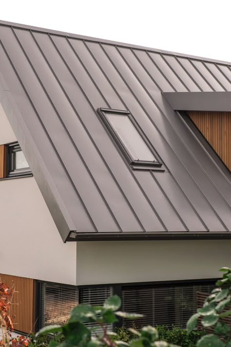 Metal Siding House, Roof Cladding, Zinc Roof, Nordic House, Standing Seam Metal Roof, House Roof Design, Roof Architecture, House Extension Design, Standing Seam