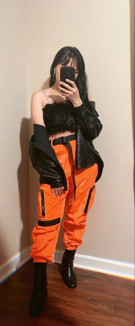 Orang And Black Outfit, Neon Orange Pants Outfit, Orange And Black Streetwear Outfit, Neon Orange And Black Outfit, Orange And Black Outfit Baddie, Orange And Black Aesthetic Outfit, Neon Red Outfit, Orange Alt Outfits, Orange And Black Outfit Aesthetic