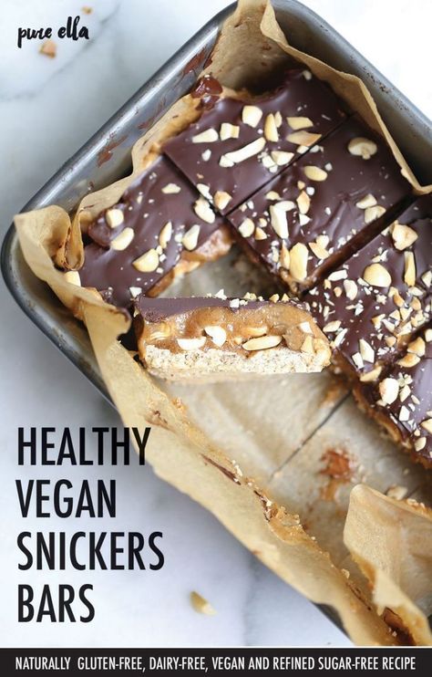 Vegan Snickers, Oreo Desserts, Baking Powder Uses, Snickers Bar, Dessert Aux Fruits, Healthy Vegan Snacks, Cake Vegan, Makanan Diet, Health Desserts