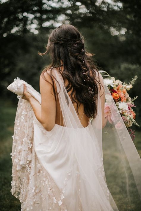 Alexandra Grecco Bridal, Bodas Boho Chic, Summer Wedding Hairstyles, Traditional Boho, Boho Wedding Hair, Braut Make-up, Boho Bridal, Boho Hairstyles, Forest Wedding