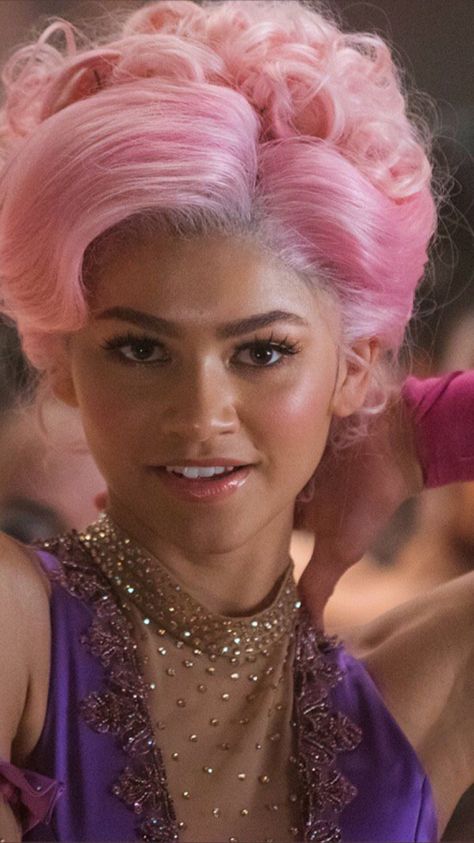 Anne Wheeler, The Greatest Showman, Pink Hair, A Woman, Purple, Hair, Pink