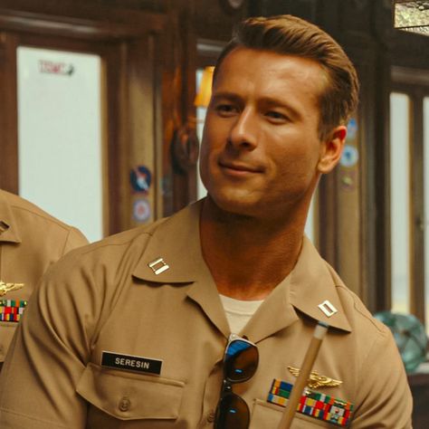 Glen Powell Maverick, Hangman Top Maverick, Glenn Powell Topgun, Topgun Maverick Hangman, Jake Seresin Aesthetic, Glen Powell Aesthetic, Glen Powell Hangman, Hangman Maverick, Tomcruise Topgun